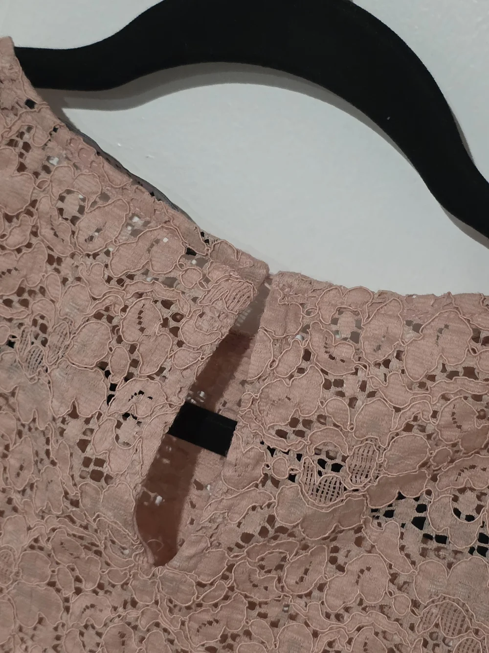 Zara Pink Lace Bell-Sleeve Blouse - Picture 6 of 7